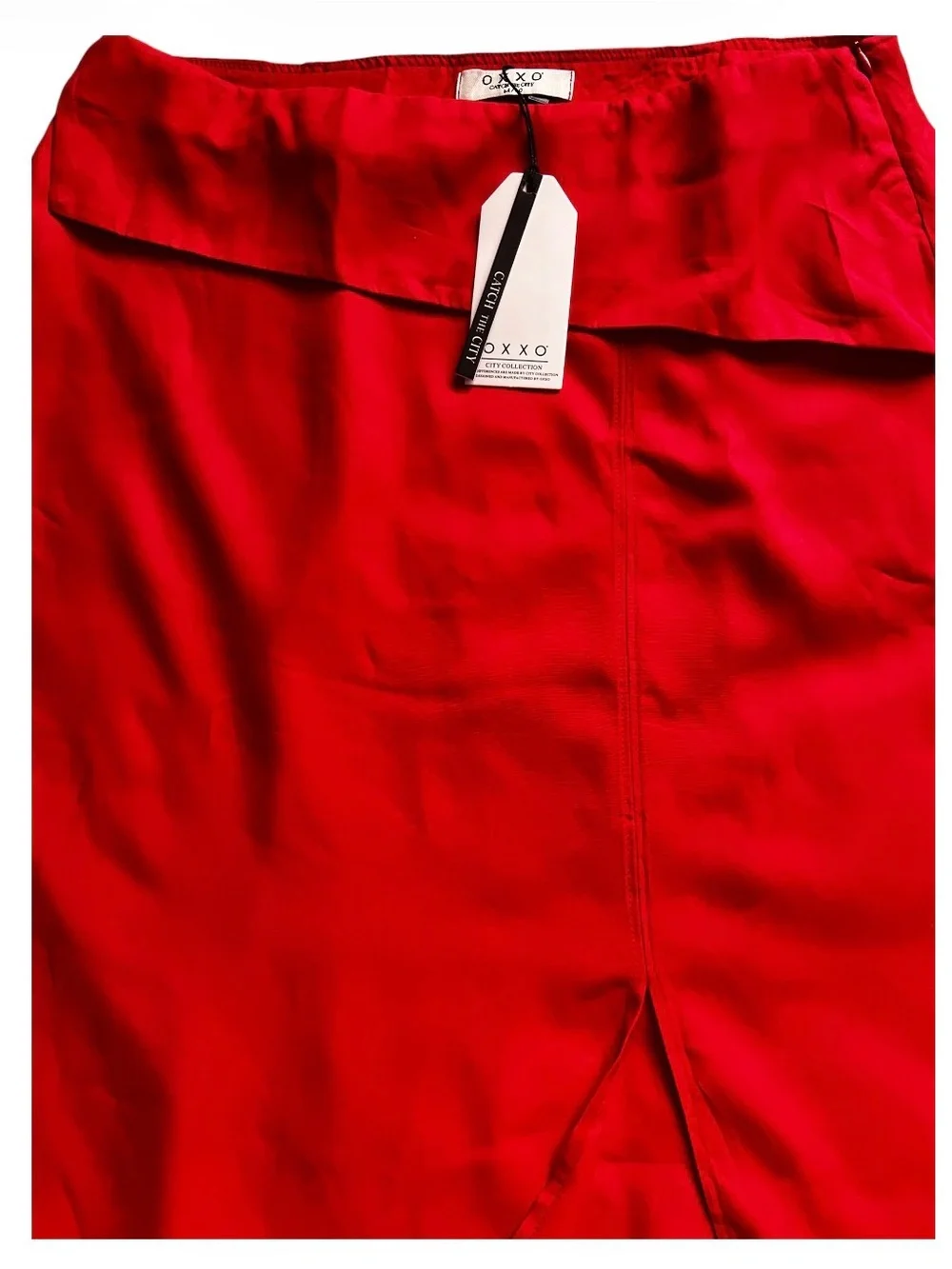 NWT OXXO (Catch The City) Asymmetric High Waist Red Long Skirt M.